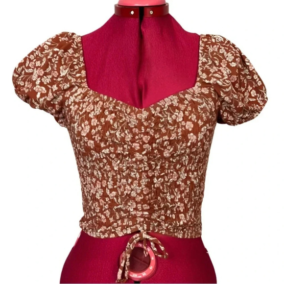 Ruched front/back floral puff sleeve knit adjustable front elasticized waist - Picture 1 of 7